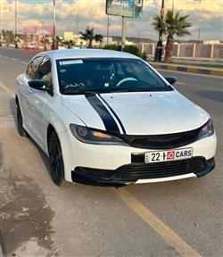كرايسلر 200